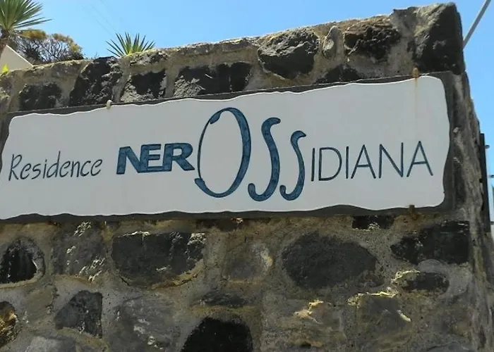 Nerossidiana Sul Mare Di Lipari